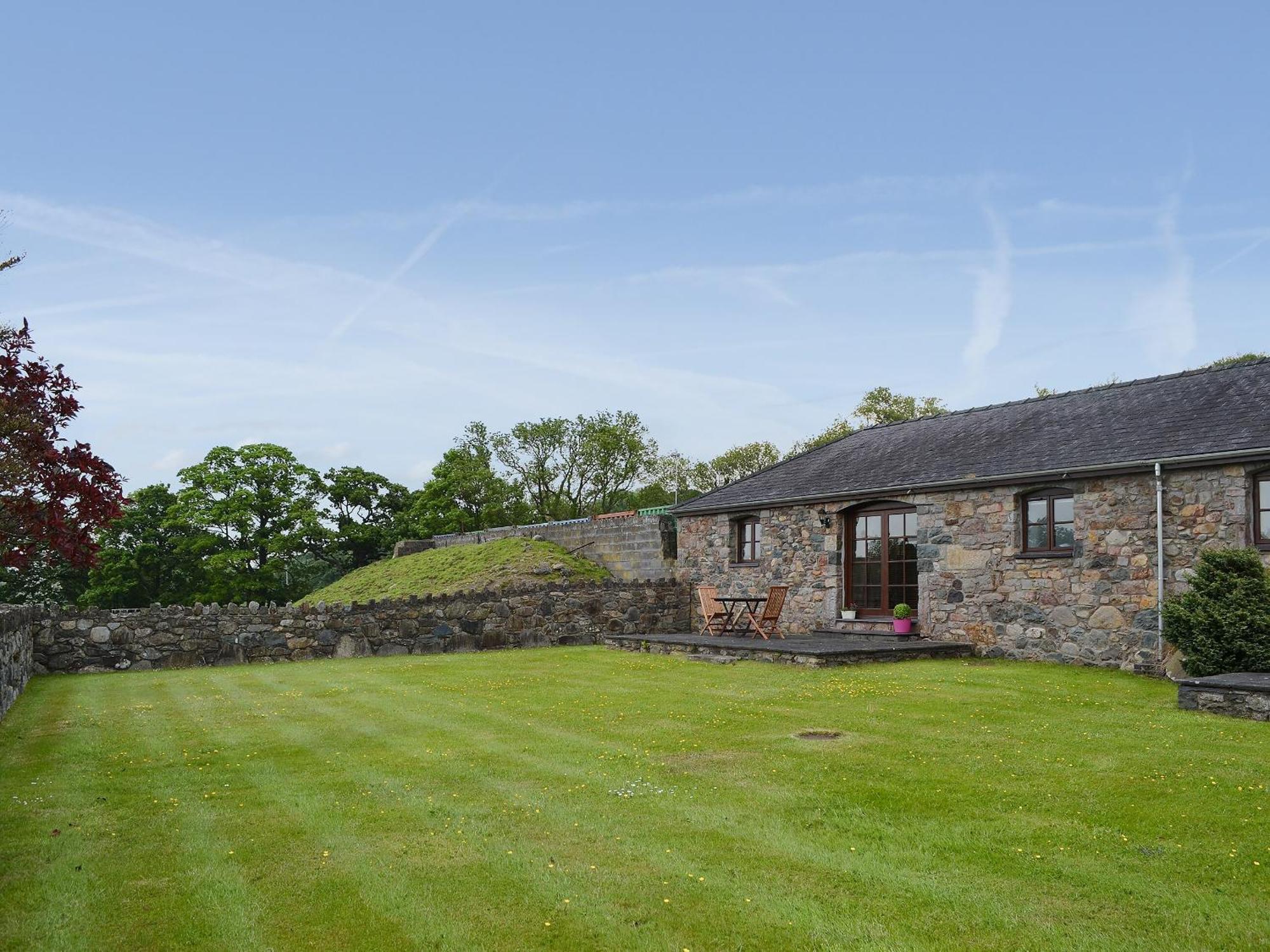 Villa Beudy Bach Brynsiencyn Exterior foto